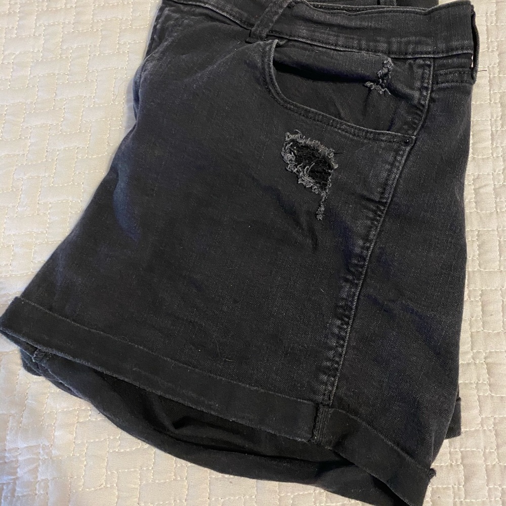 Black old navy jean shorts size 16